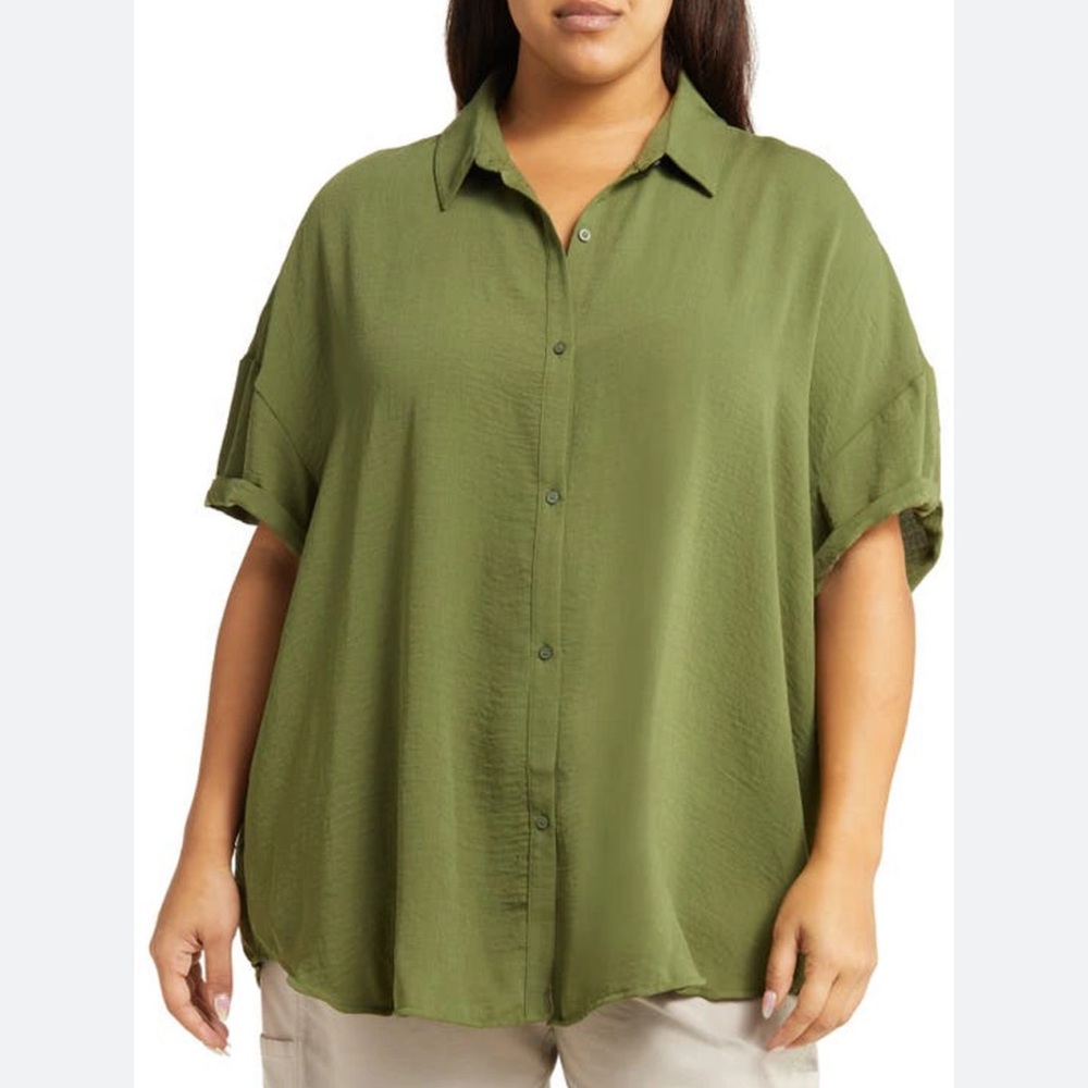 Treasure & Bond BUTTON-UP TUNIC SHIRT IN OLIVE MOSS.